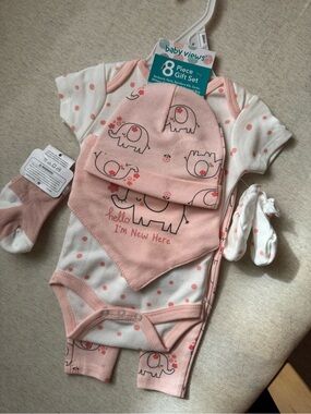NWT Baby Views I’m New Here Pink Elephant 8-Piece Bodysuit Gift Set 0-3 months